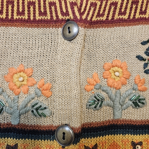 Vintage Cardigan Floral Embroidered Long Sleeve Sweater Size Large Art t… - Picture 10 of 13
